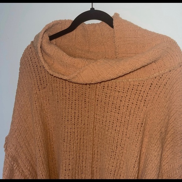 NWT Free People Be Yours Bishop Sweater in colour Camel - Picture 10 of 15